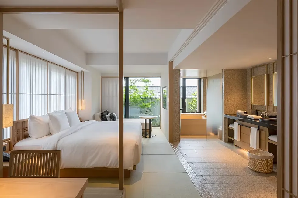 5 strat hotel in japan